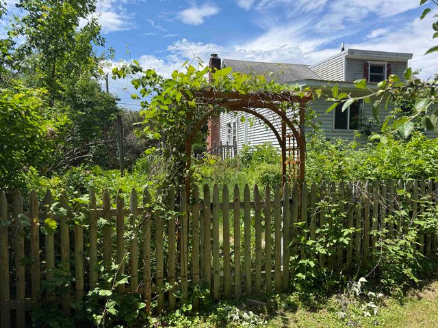 4 Myers Court, South Burlington, VT 05403