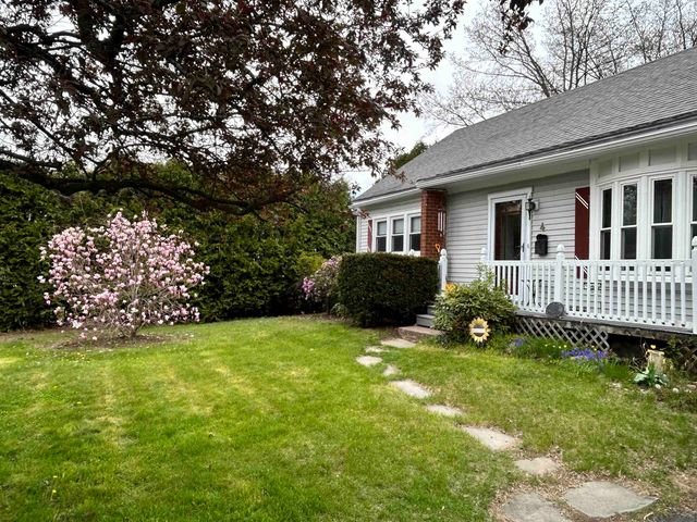 4 Myers Court, South Burlington, VT 05403