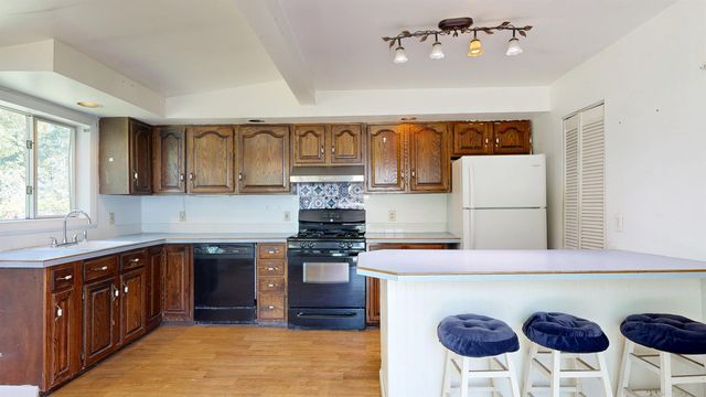 4 Myers Court, South Burlington, VT 05403