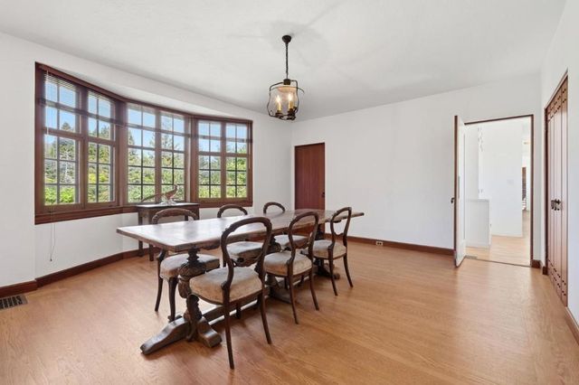 24580 Loma Prieta Avenue, Los Gatos, CA 95033