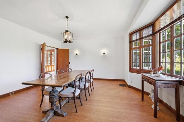 24580 Loma Prieta Avenue, Los Gatos, CA 95033