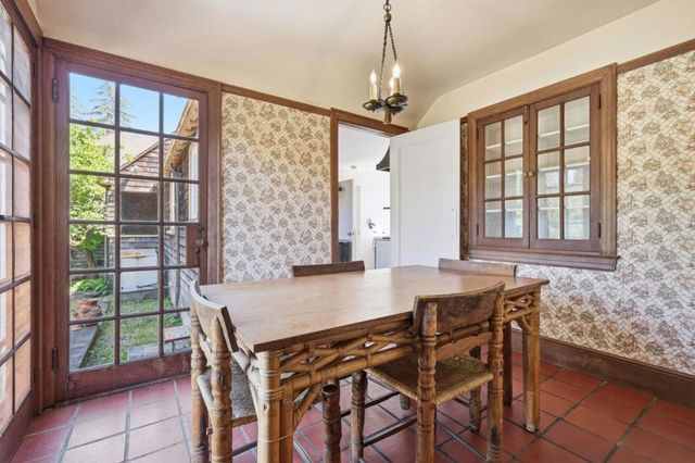 24580 Loma Prieta Avenue, Los Gatos, CA 95033