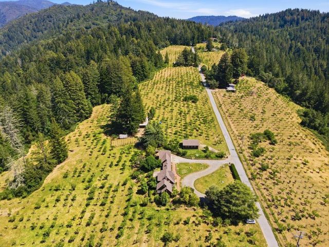 24580 Loma Prieta Avenue, Los Gatos, CA 95033
