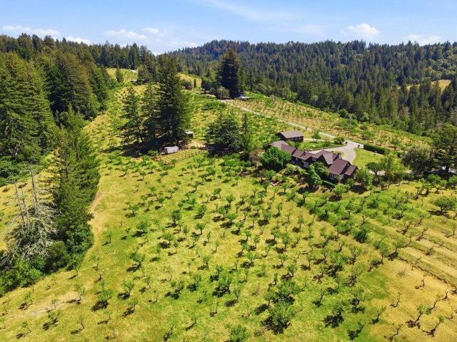 24580 Loma Prieta Avenue, Los Gatos, CA 95033