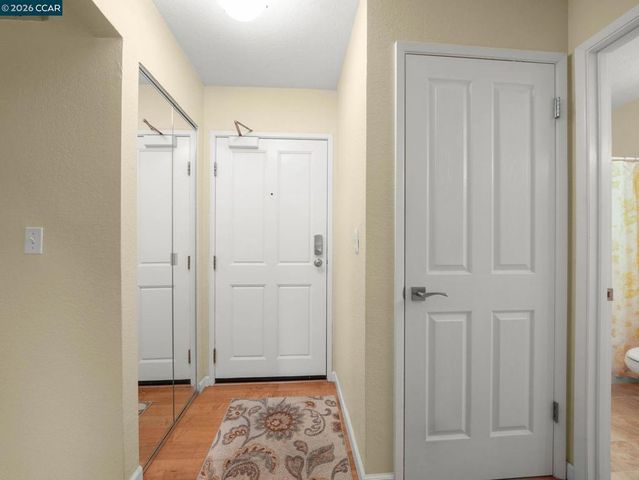 1308 Walden Rd 27, Walnut Creek, CA 94597