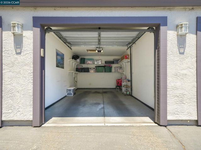 1308 Walden Rd 27, Walnut Creek, CA 94597