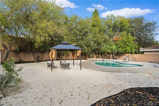 17215 buttonwood st, Fountain Valley, CA 92708
