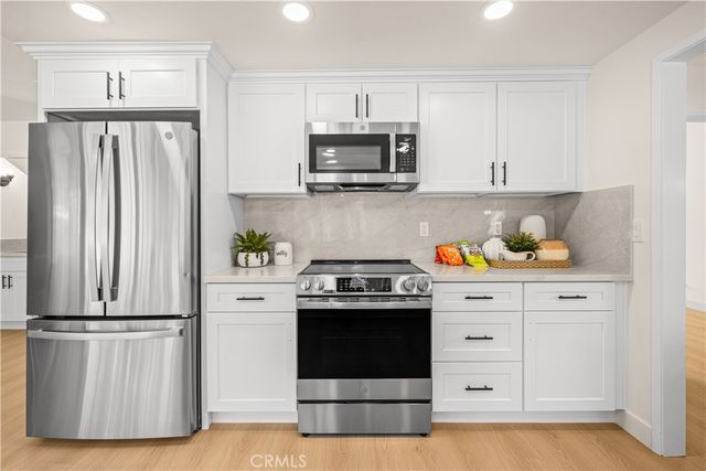 17215 buttonwood st, Fountain Valley, CA 92708
