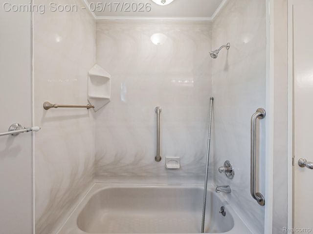 7580 Thornwood Street, Canton Charter Township, MI 48187