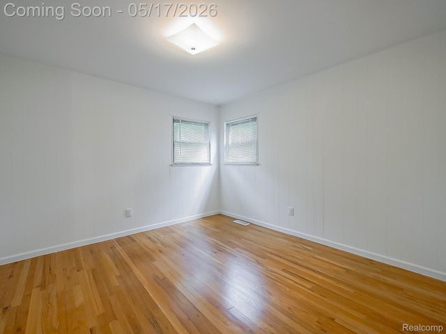 7580 Thornwood Street, Canton Charter Township, MI 48187