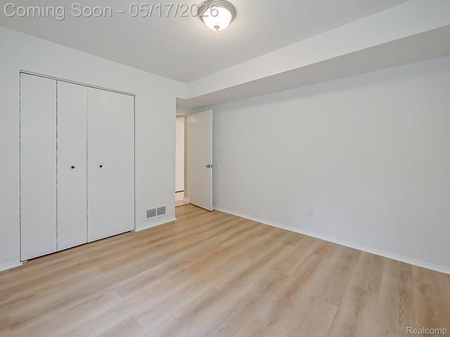 7580 Thornwood Street, Canton Charter Township, MI 48187