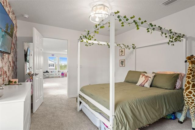 5945 NEWBERRY PINES AVENUE, Wesley Chapel, FL 33545