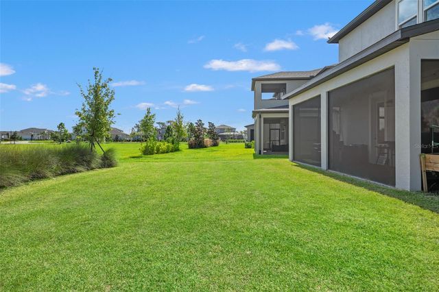 5945 NEWBERRY PINES AVENUE, Wesley Chapel, FL 33545