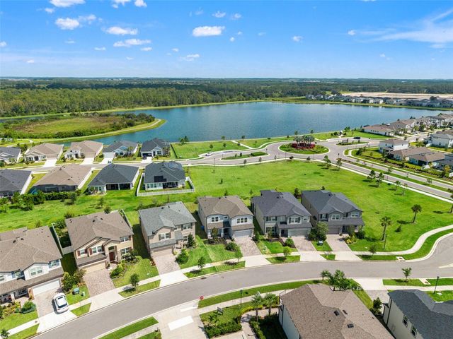 5945 NEWBERRY PINES AVENUE, Wesley Chapel, FL 33545