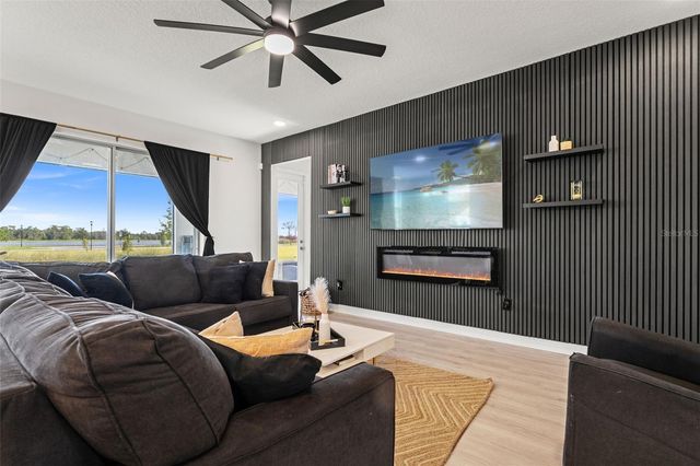 5945 NEWBERRY PINES AVENUE, Wesley Chapel, FL 33545