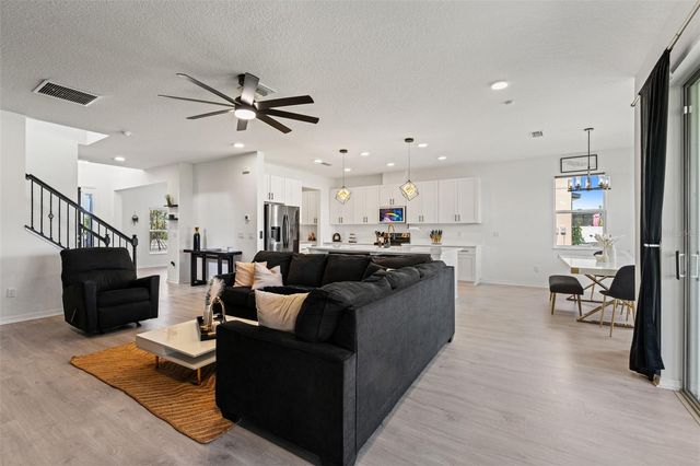 5945 NEWBERRY PINES AVENUE, Wesley Chapel, FL 33545