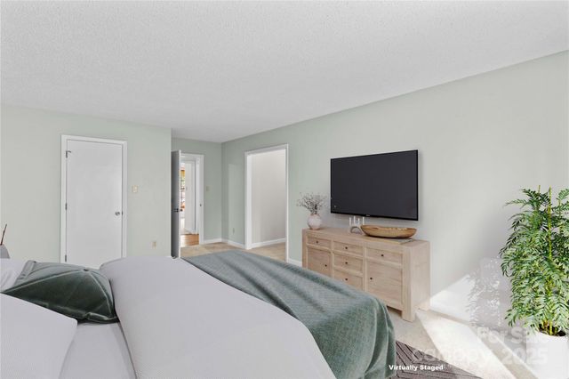 864 Hunter Drive, Mooresville, NC 28115