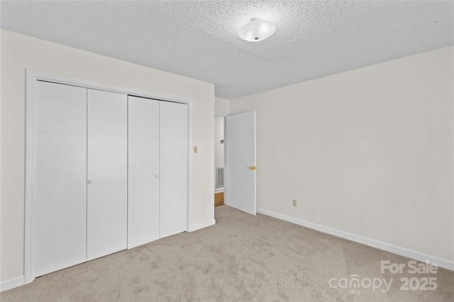 864 Hunter Drive, Mooresville, NC 28115