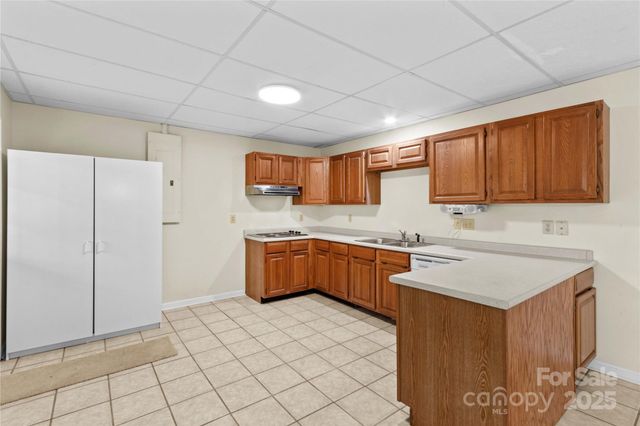 864 Hunter Drive, Mooresville, NC 28115