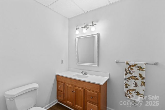 864 Hunter Drive, Mooresville, NC 28115