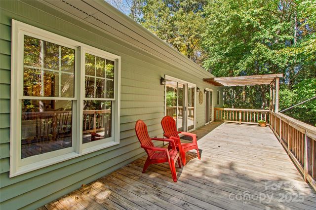 864 Hunter Drive, Mooresville, NC 28115