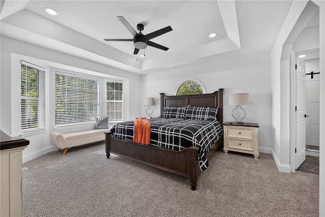 5 Dunvegan Lane, Bella Vista, AR 72715