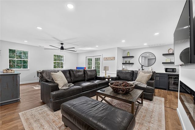 5 Dunvegan Lane, Bella Vista, AR 72715