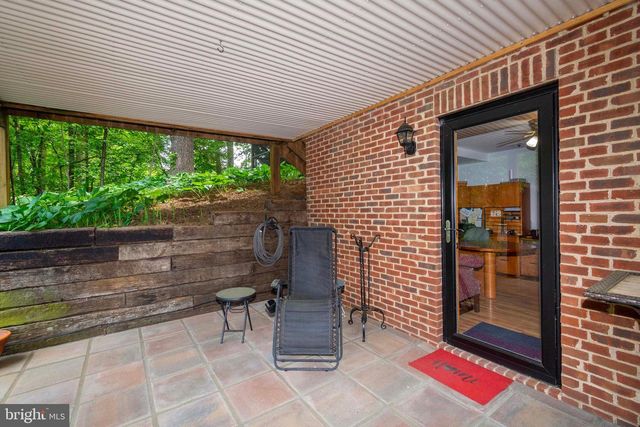 5060 RIDGEVIEW RD, Reva, VA 22735