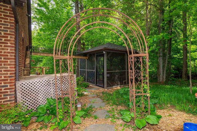 5060 RIDGEVIEW RD, Reva, VA 22735