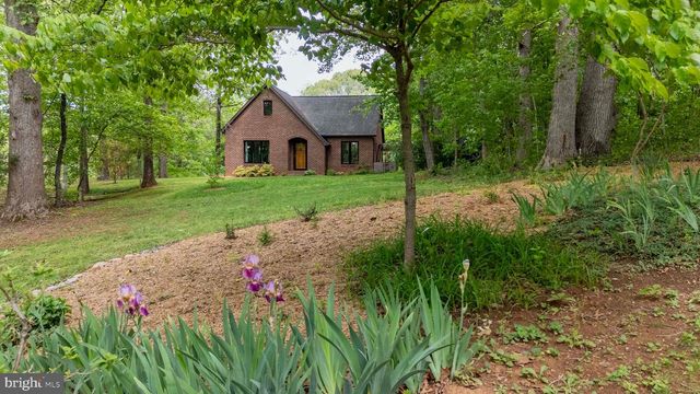5060 RIDGEVIEW RD, Reva, VA 22735