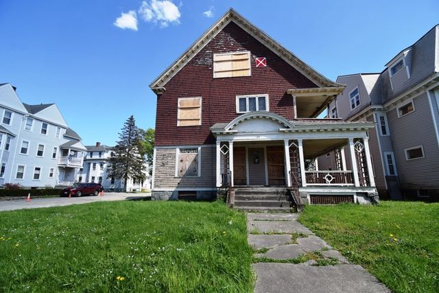 139 Vernon Street, Worcester, MA 01610