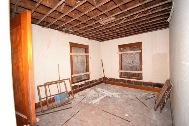 139 Vernon Street, Worcester, MA 01610