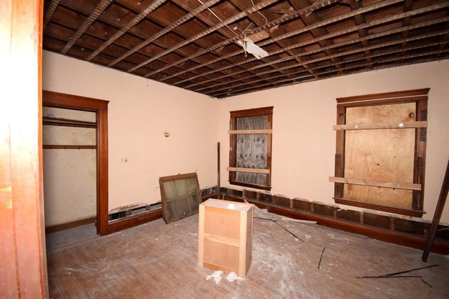 139 Vernon Street, Worcester, MA 01610