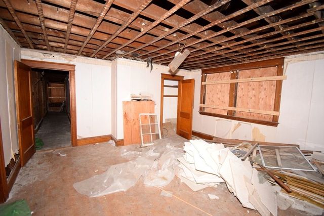 139 Vernon Street, Worcester, MA 01610