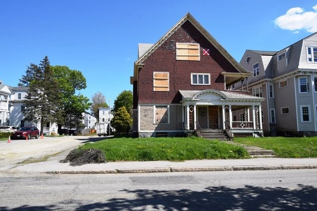 139 Vernon Street, Worcester, MA 01610