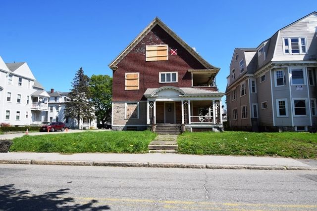 139 Vernon Street, Worcester, MA 01610