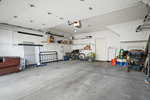 220 E Reservoir AVENUE, Milwaukee, WI 53212