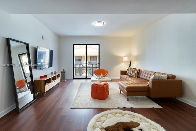 8395 SW 73rd Ave 503, Miami, FL 33143