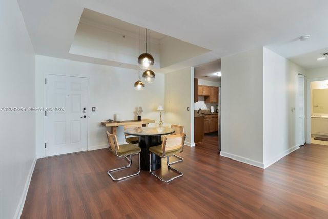 8395 SW 73rd Ave 503, Miami, FL 33143