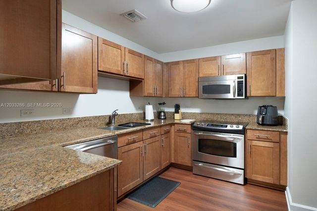 8395 SW 73rd Ave 503, Miami, FL 33143