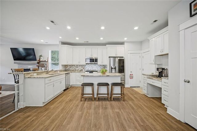 3957 Indian River RD, Virginia Beach, VA 23456
