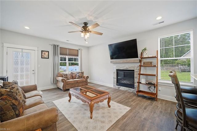 3957 Indian River RD, Virginia Beach, VA 23456