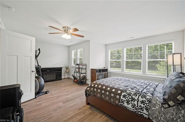 3957 Indian River RD, Virginia Beach, VA 23456