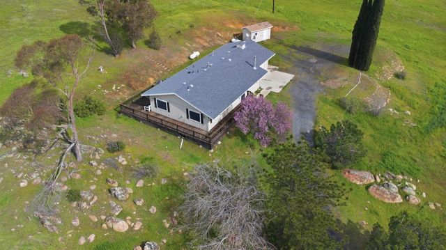 2615 Ranchito Dr, La Grange, CA 95329