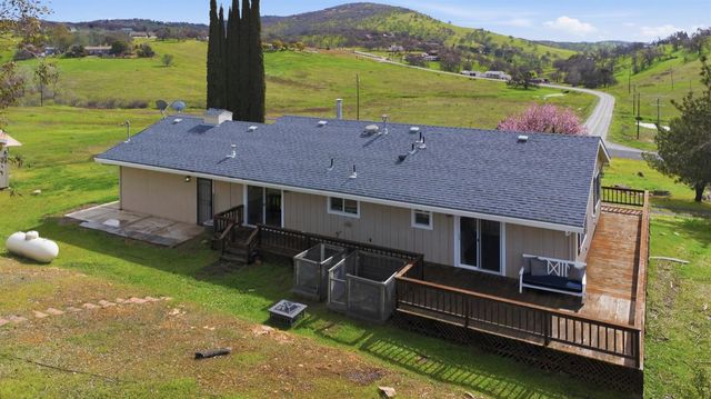 2615 Ranchito Dr, La Grange, CA 95329