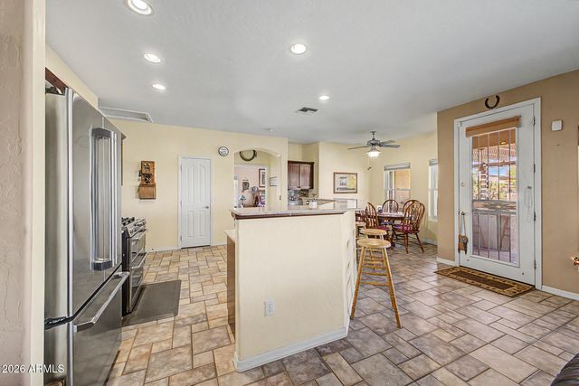 931 E ECHO Circle, Apache Junction, AZ 85119