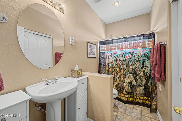 931 E ECHO Circle, Apache Junction, AZ 85119