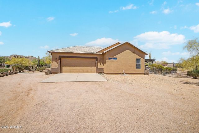 931 E ECHO Circle, Apache Junction, AZ 85119