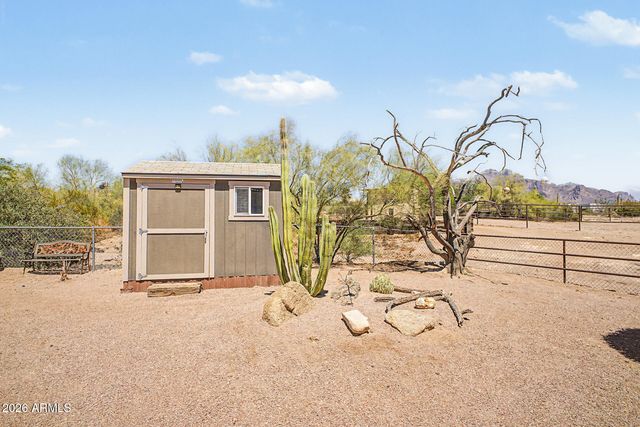 931 E ECHO Circle, Apache Junction, AZ 85119