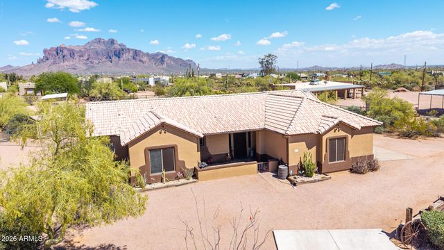 931 E ECHO Circle, Apache Junction, AZ 85119